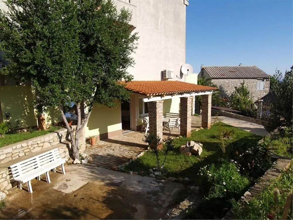 Apartments In Veli Losinj 26474