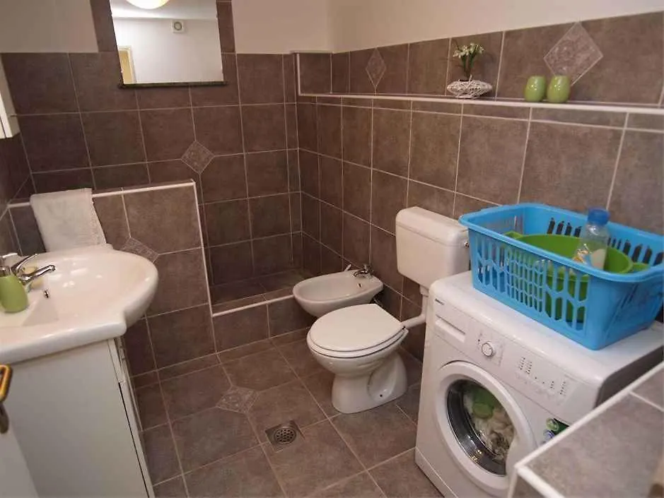 Apartments In Veli Losinj 26474