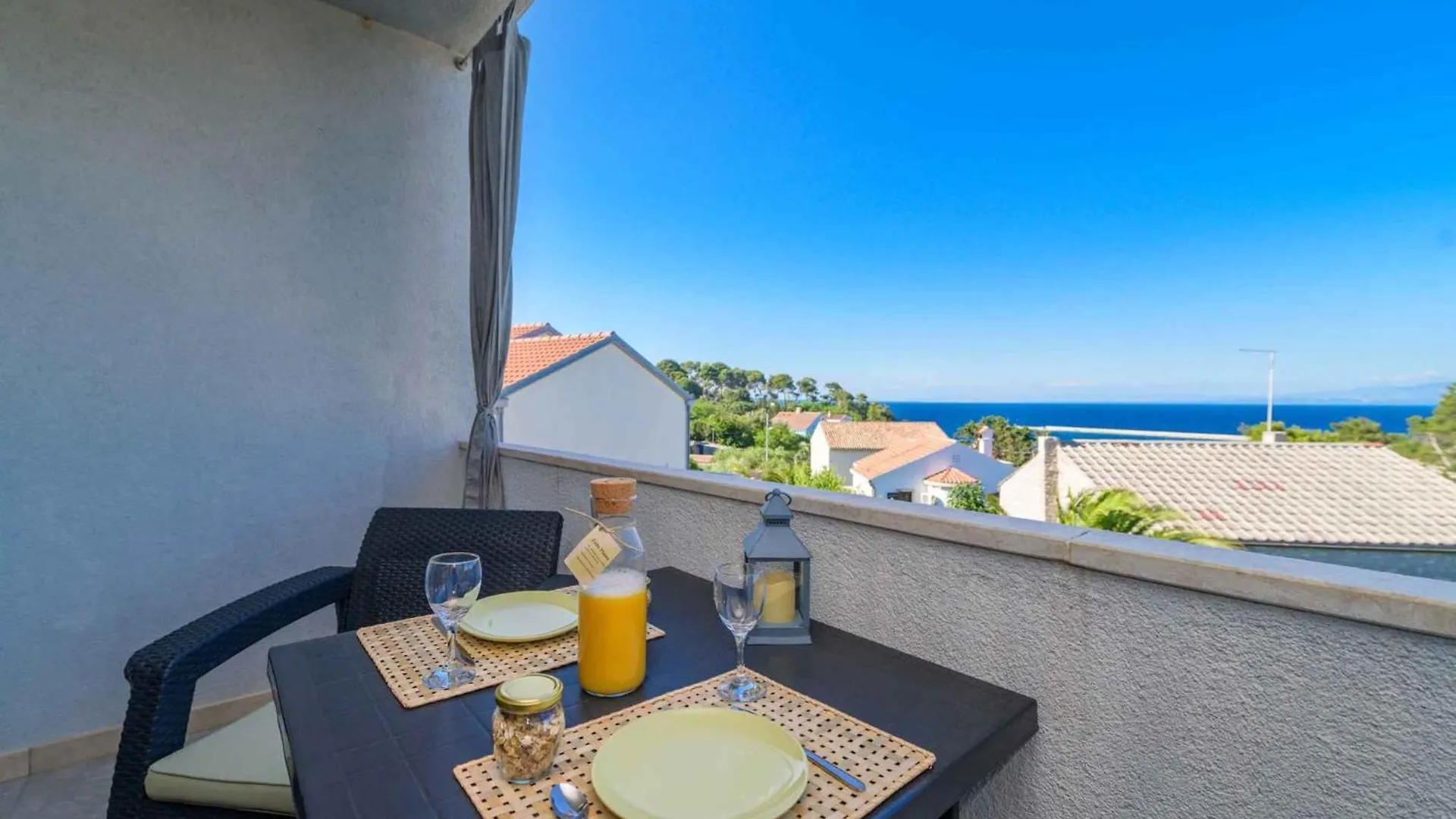 Apartments In Veli Losinj 26474 0*,