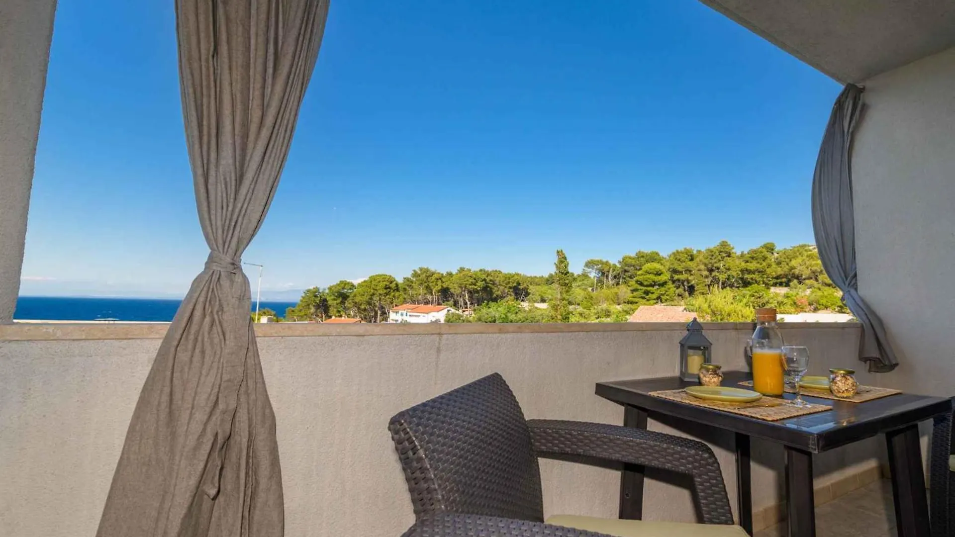 Apartments In Veli Losinj 26474